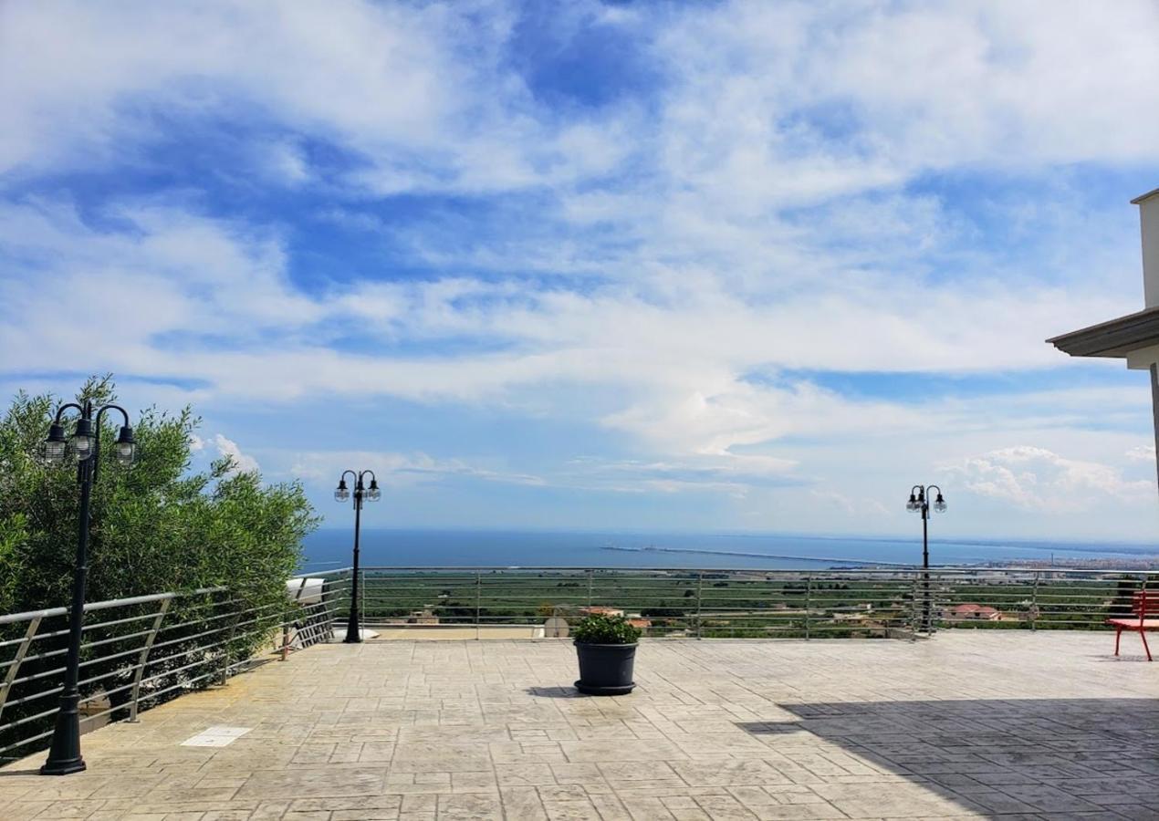 Villa Terrazza sul Golfo Monte SantʼAngelo Esterno foto